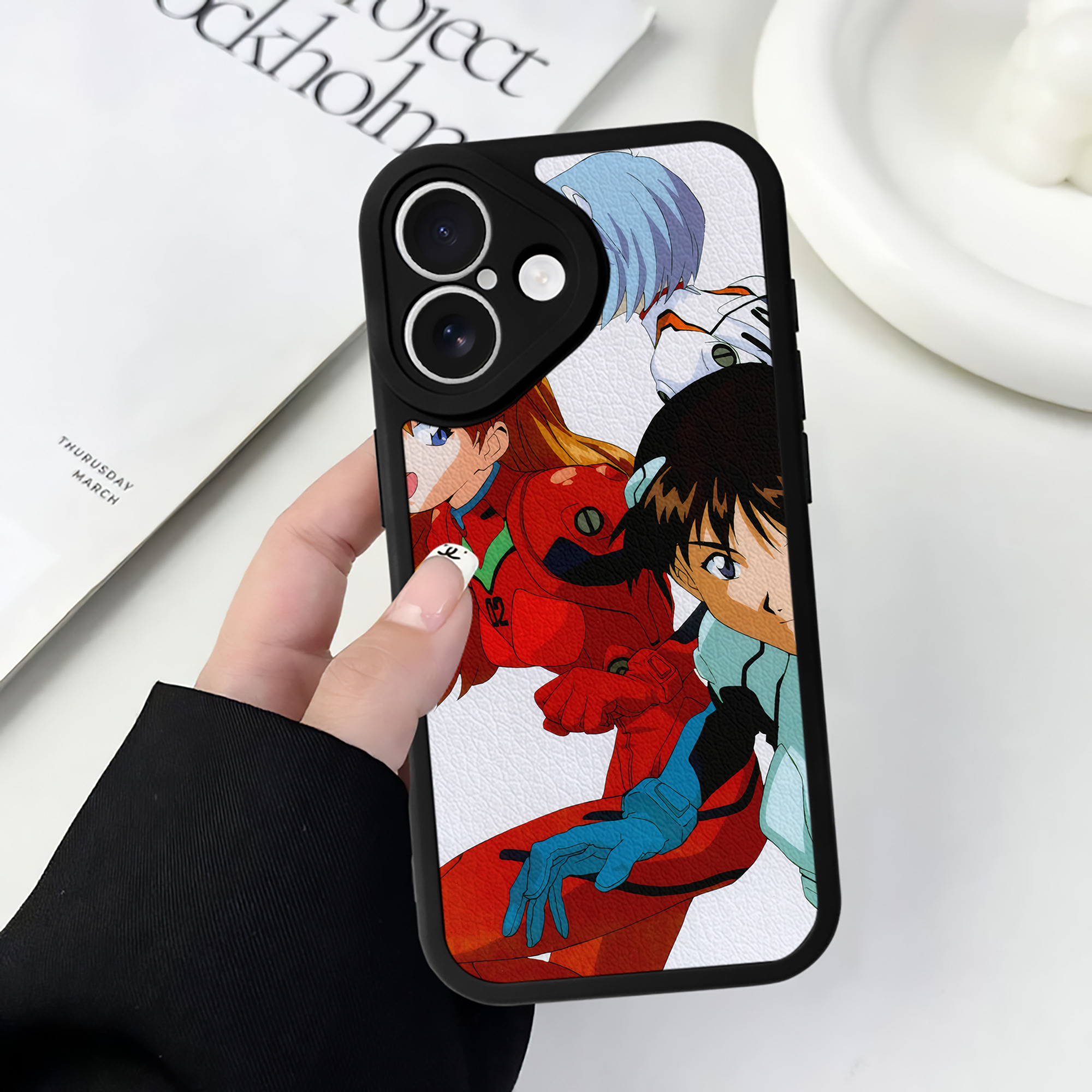 （画像用） EVA 新世紀エヴァンゲリオン 【iPhone 16シリーズ対応】シリコンスマホケース（レザー調） 材質：シリコン